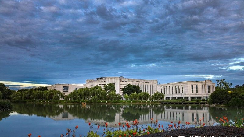 深圳电子产品设计公司服务内容揭秘：从设计到量产的全方位解析